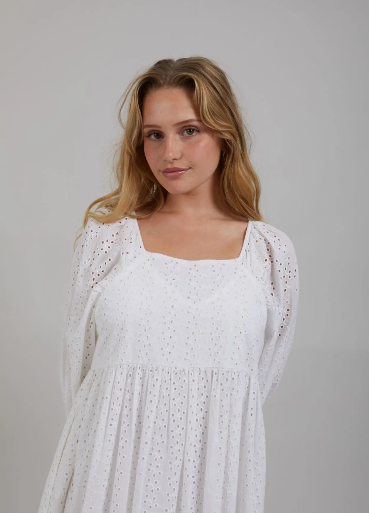 Cc Heart Nora Kjole M. Broderie Anglaise
