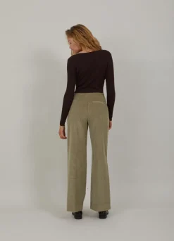Corduroy Petra Bukser