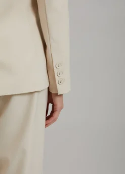 Daisy Fit Blazer